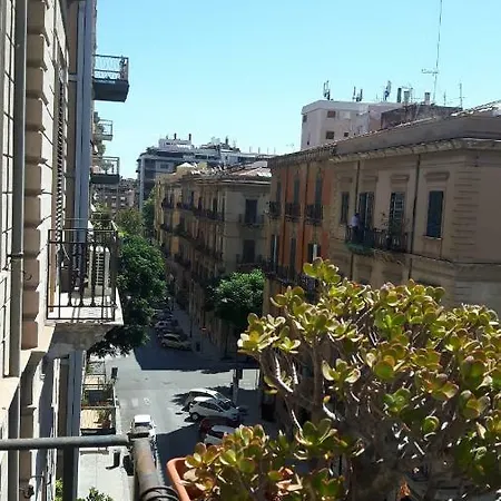 דירה La Casa Di Beatrice פלרמו